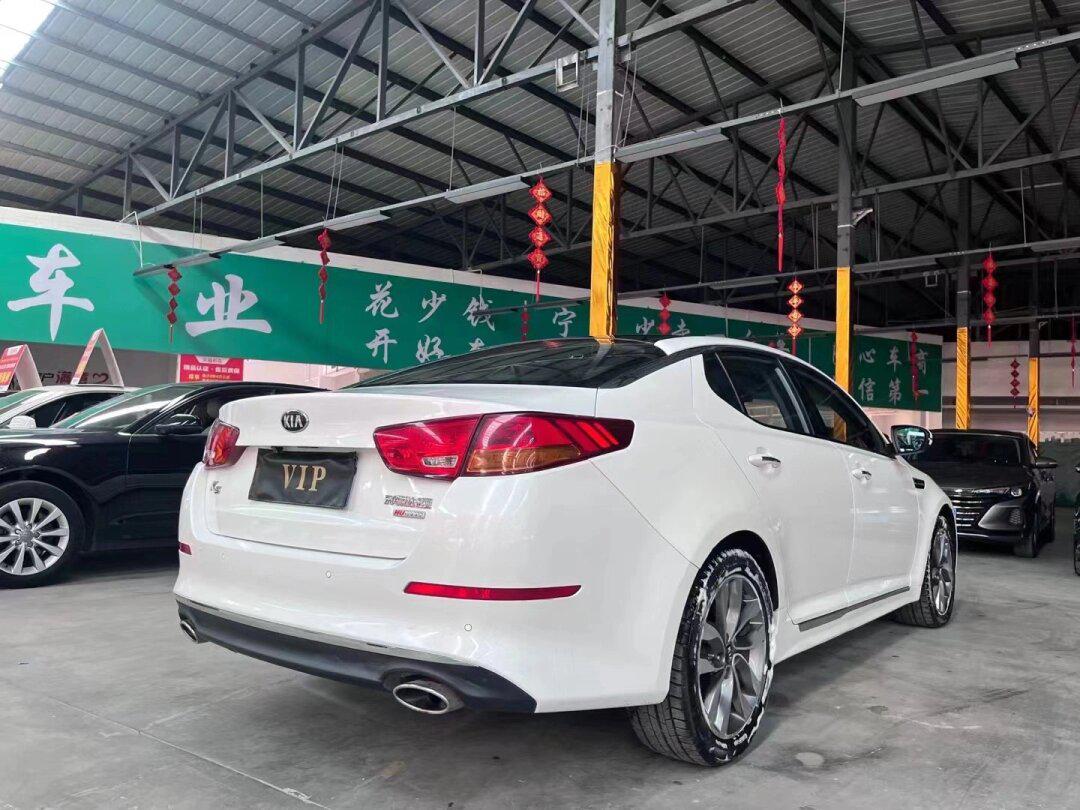 14年起亚k5 自动2.0 eco 多功能方向盘