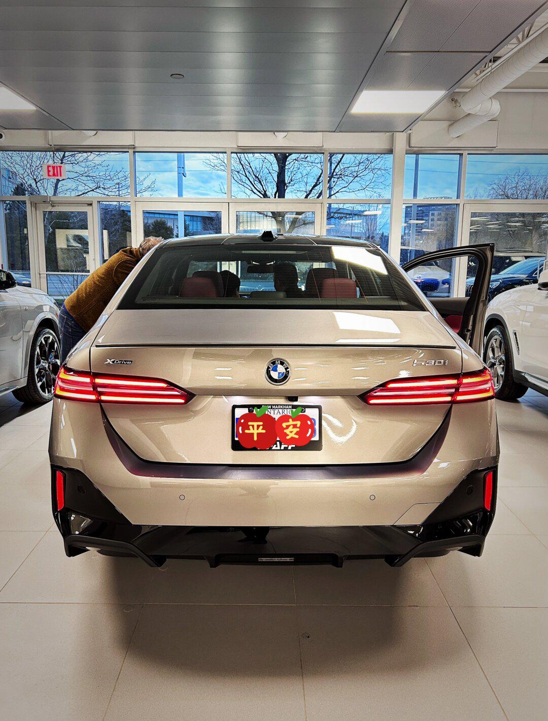 当前位置:>易车>社区>宝马5系社区>新宝马530i提车啦96优雅舒适小7