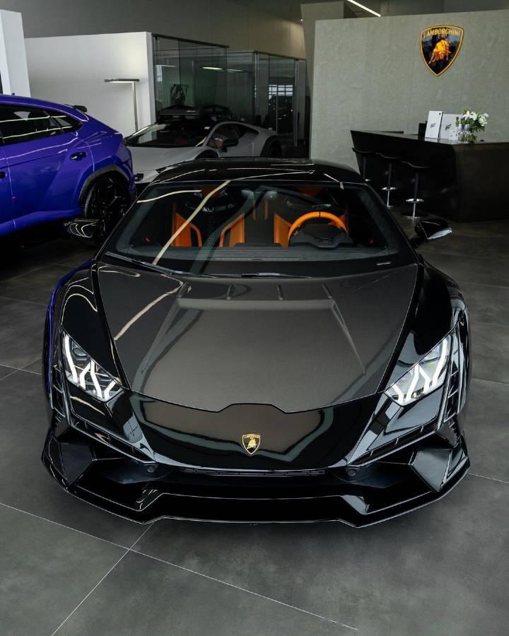 2024 兰博基尼huracán tecnica!对这辆车的设计非常满意.