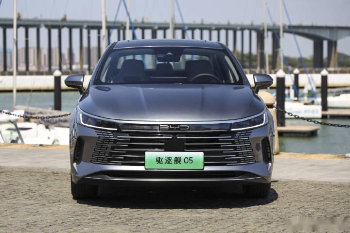 特别是比亚迪秦p