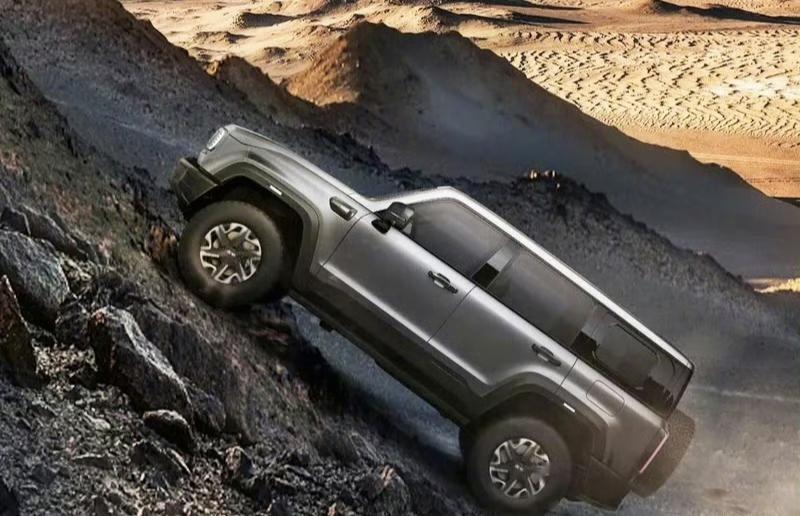 【全新bj40刀锋英雄版官图 三把差速锁/拥有4.