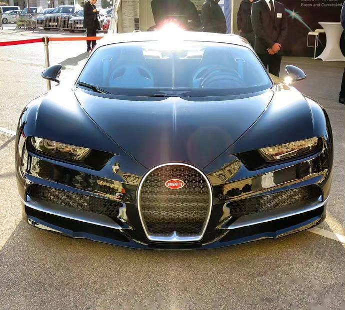 黑布加迪chiron,超完美跑车!_有钱人的社区_易车社区