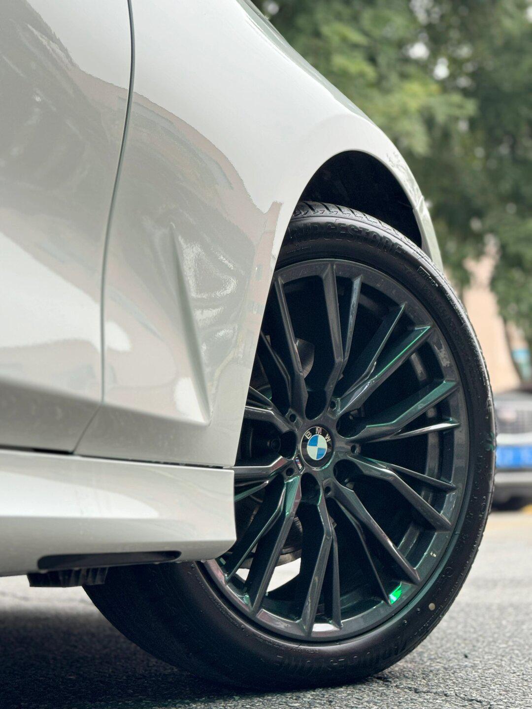 33w的你会选耀夜版三系,还是c260呢_宝马3系社区_易车社区