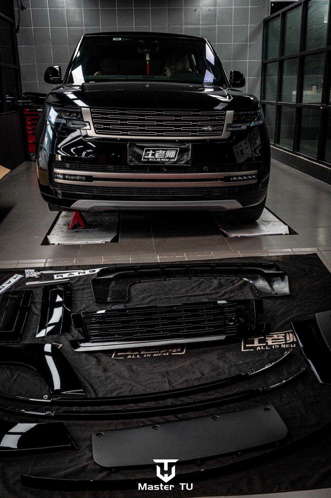 黑武士的大揽胜,主打的就是一个压迫感!