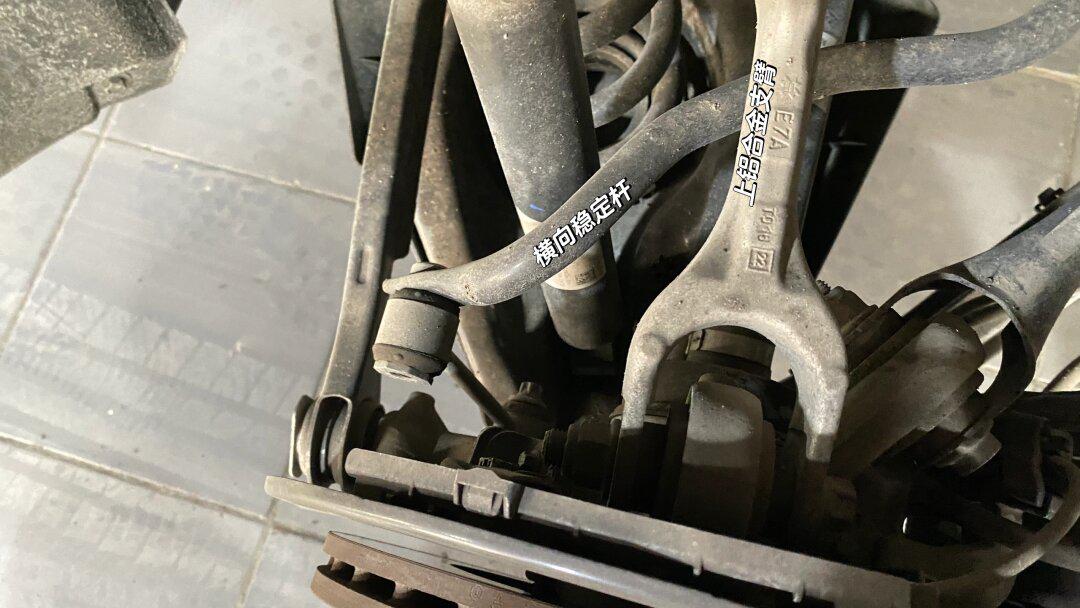 奔驰c260l的五连杆后驱后悬挂_奥迪a4l社区_易车社区