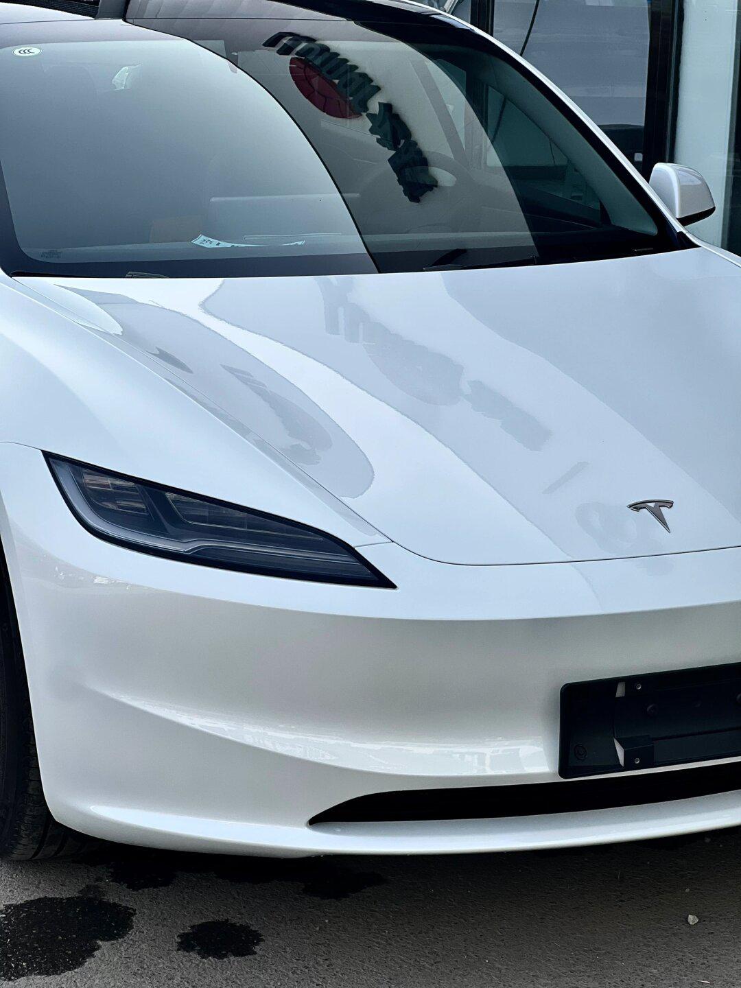 大家觉得特斯拉新款3好看还是老款3好看呀07