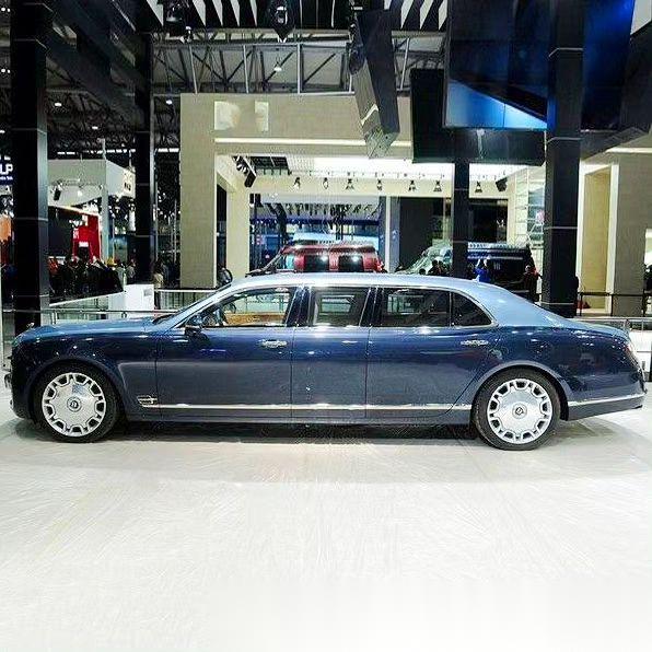 宾利mulsanne 65加长豪华轿车,在2013年的上海车展上展示.