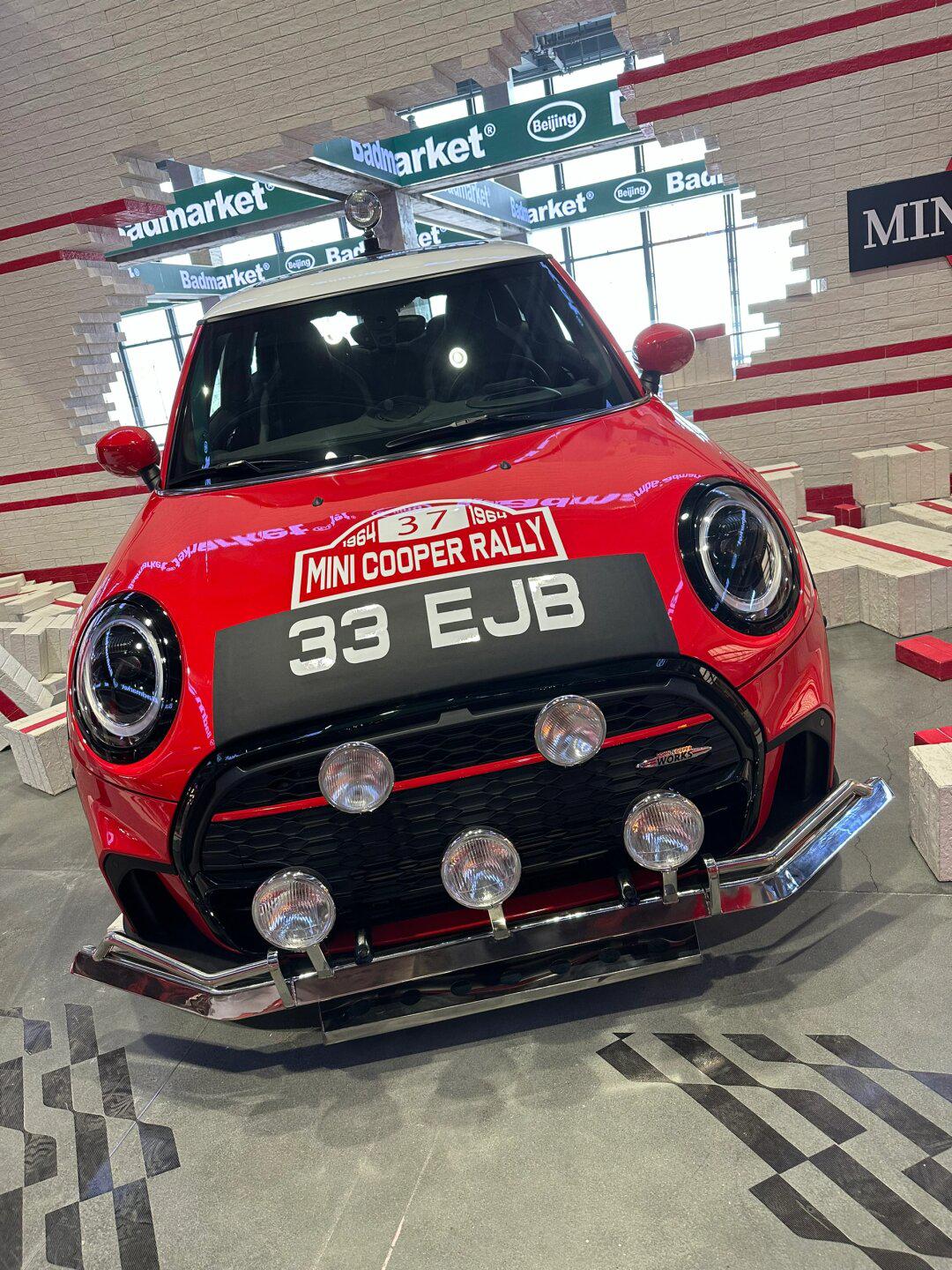 当前位置:>易车>社区>minipaceman社区>mini37号的故事>1080_1440竖版