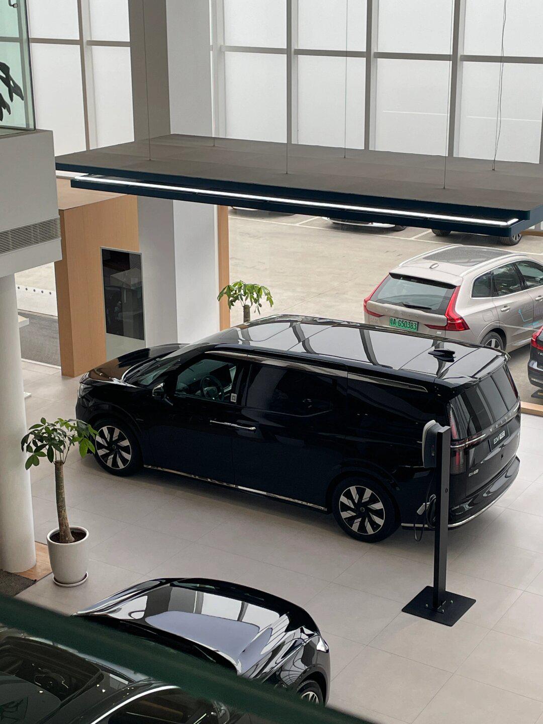 沃尔沃em90新车到店欢迎到店预约试驾