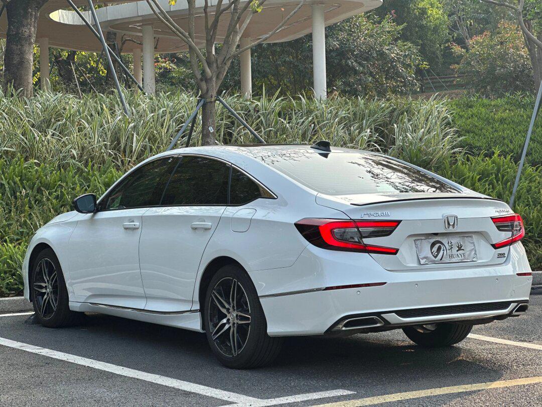 收车日记雅阁幻夜尊贵版现在你觉得能入手吗