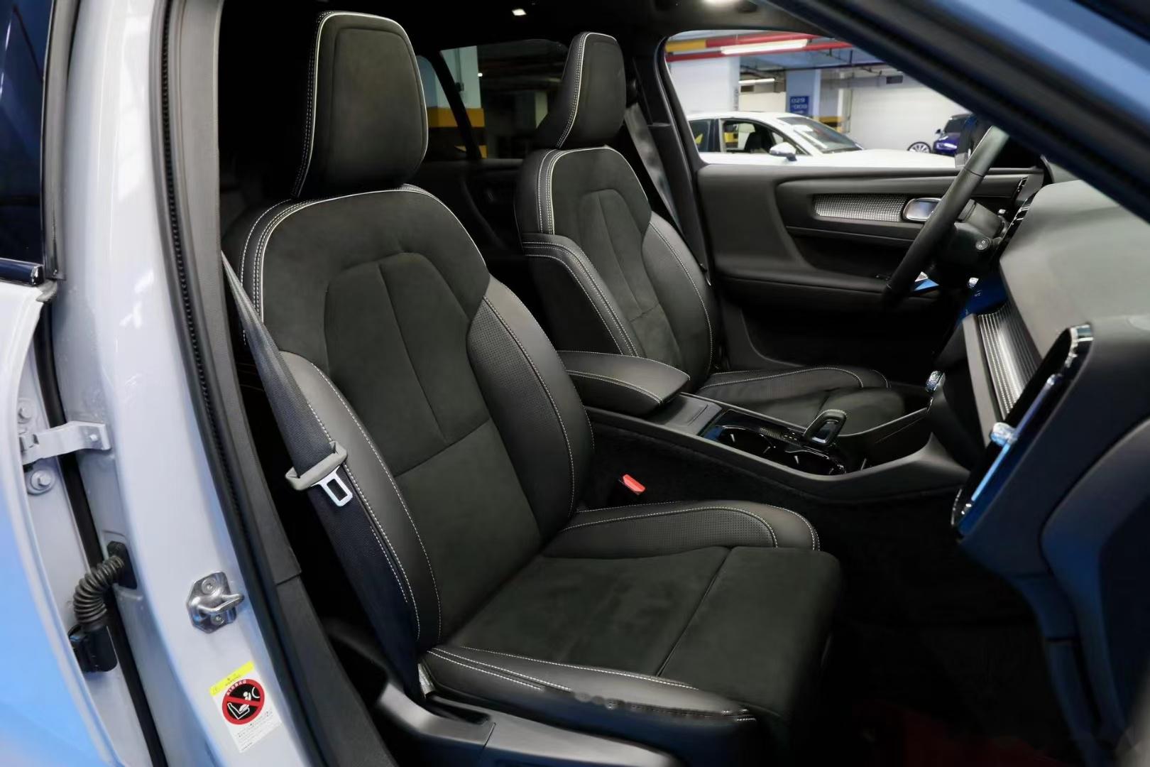 2021 volvo xc40 recharge p8 awd 冰川银涂装5万公_沃尔沃xc40社区