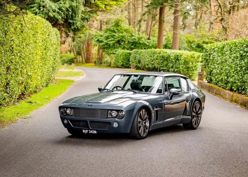 装蝰蛇v10发动机的稀有跑车