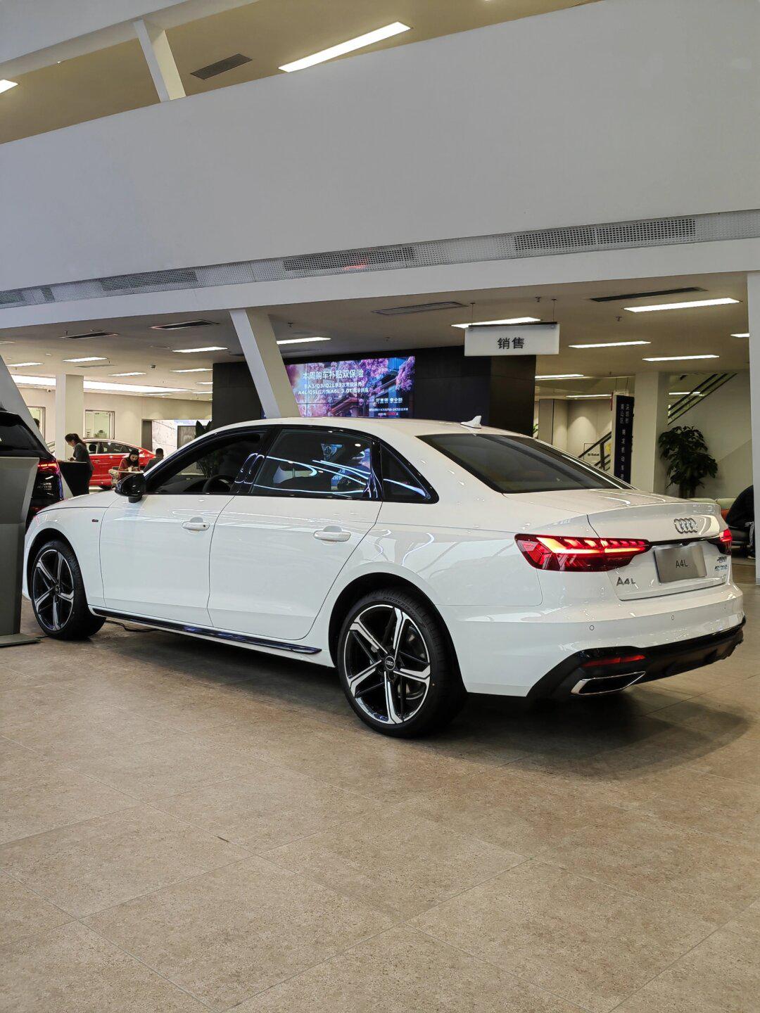 奥迪a4l红色内饰_奥迪a4l社区_易车社区