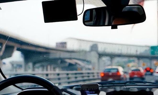 部分乘客由于乘坐电动车易晕车的体质,可能会希望增加