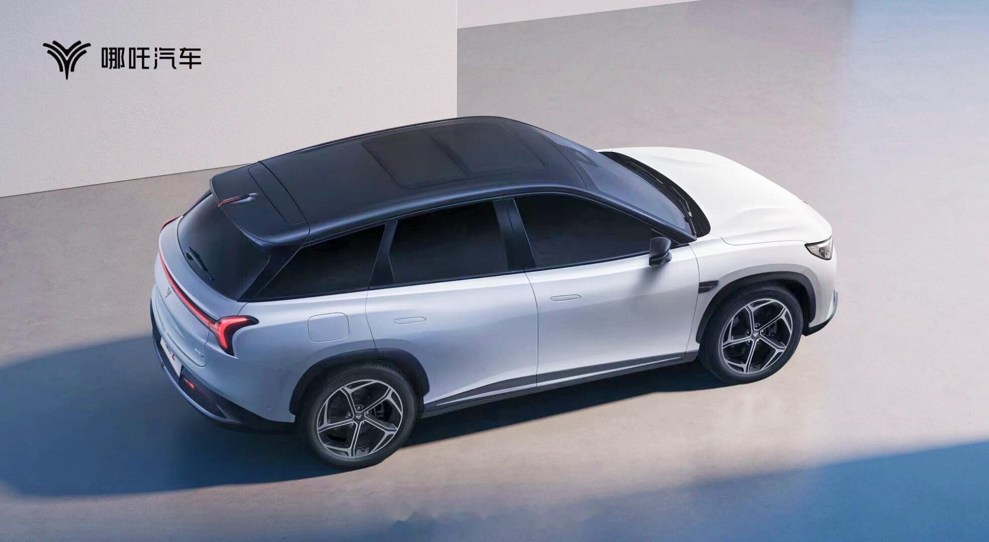 这款车配备了-6~6℃冷暖一体真冰箱,_哪吒l社区_易车社区