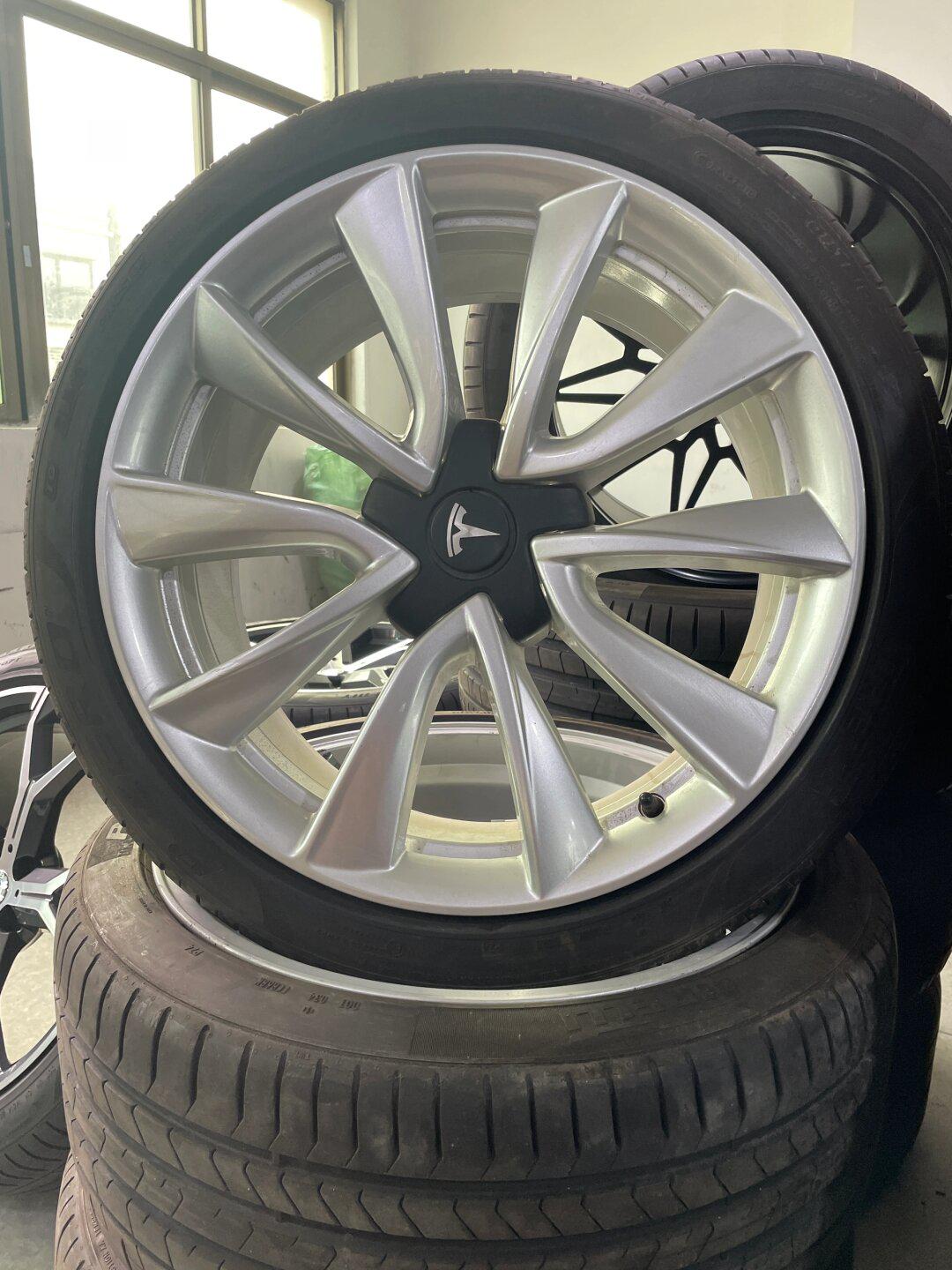 19寸特斯拉model 3原车轮毂轮胎