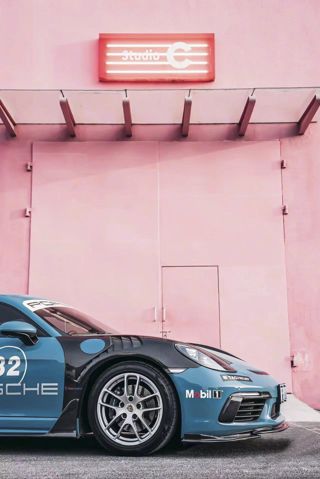 >保时捷718社区>takdcarbon保时捷718叶子板改装>1080_1617竖版 竖屏