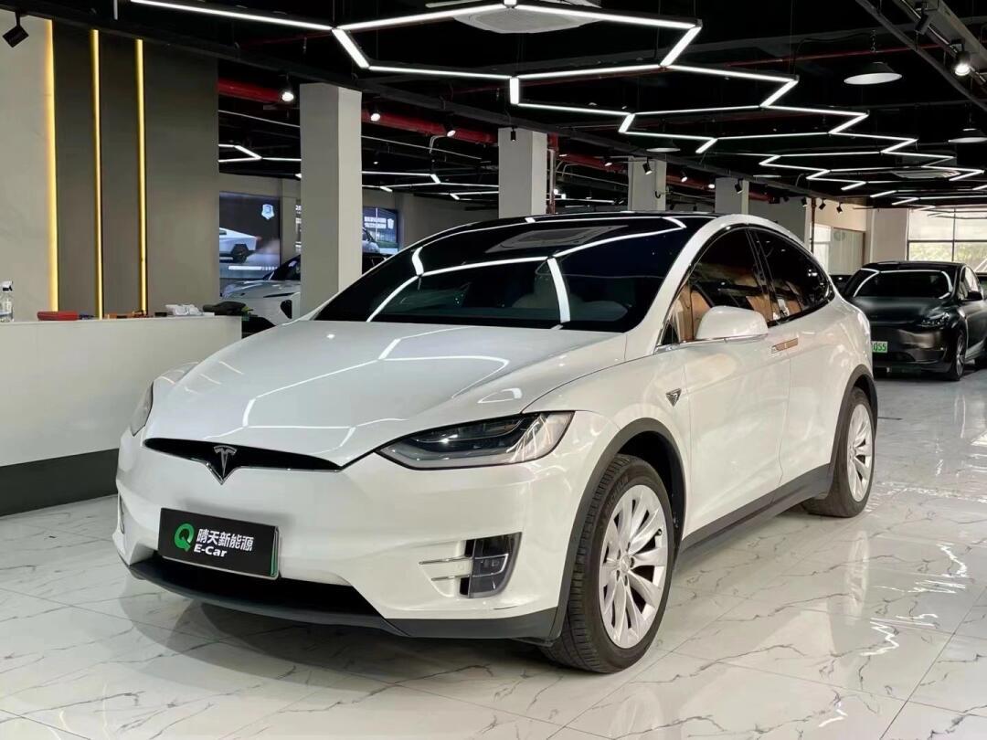 特斯拉model x 长续航升级版 上61时牌69间:2021年8月 行61里驶