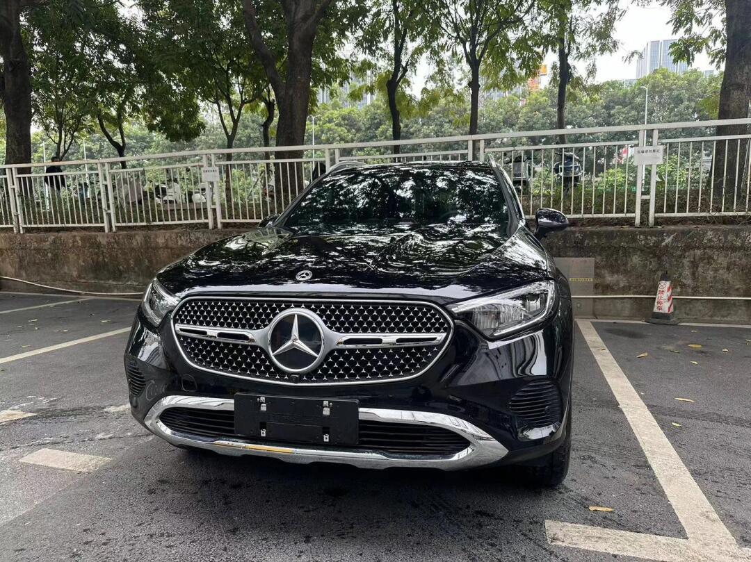 感谢小哥哥的装车反馈09奔驰glc 260l改装amg满天星中网,上车完美!