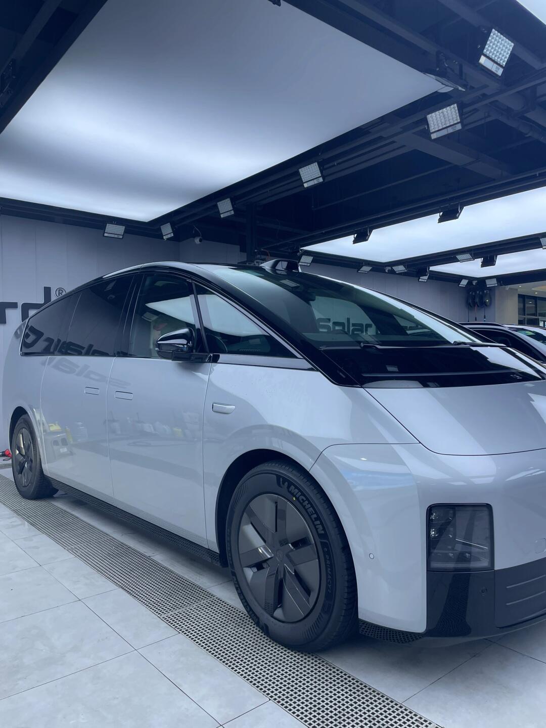 公里高铁,理想mega贴隐形车衣是什么样的体_理想mega社区_易车社区