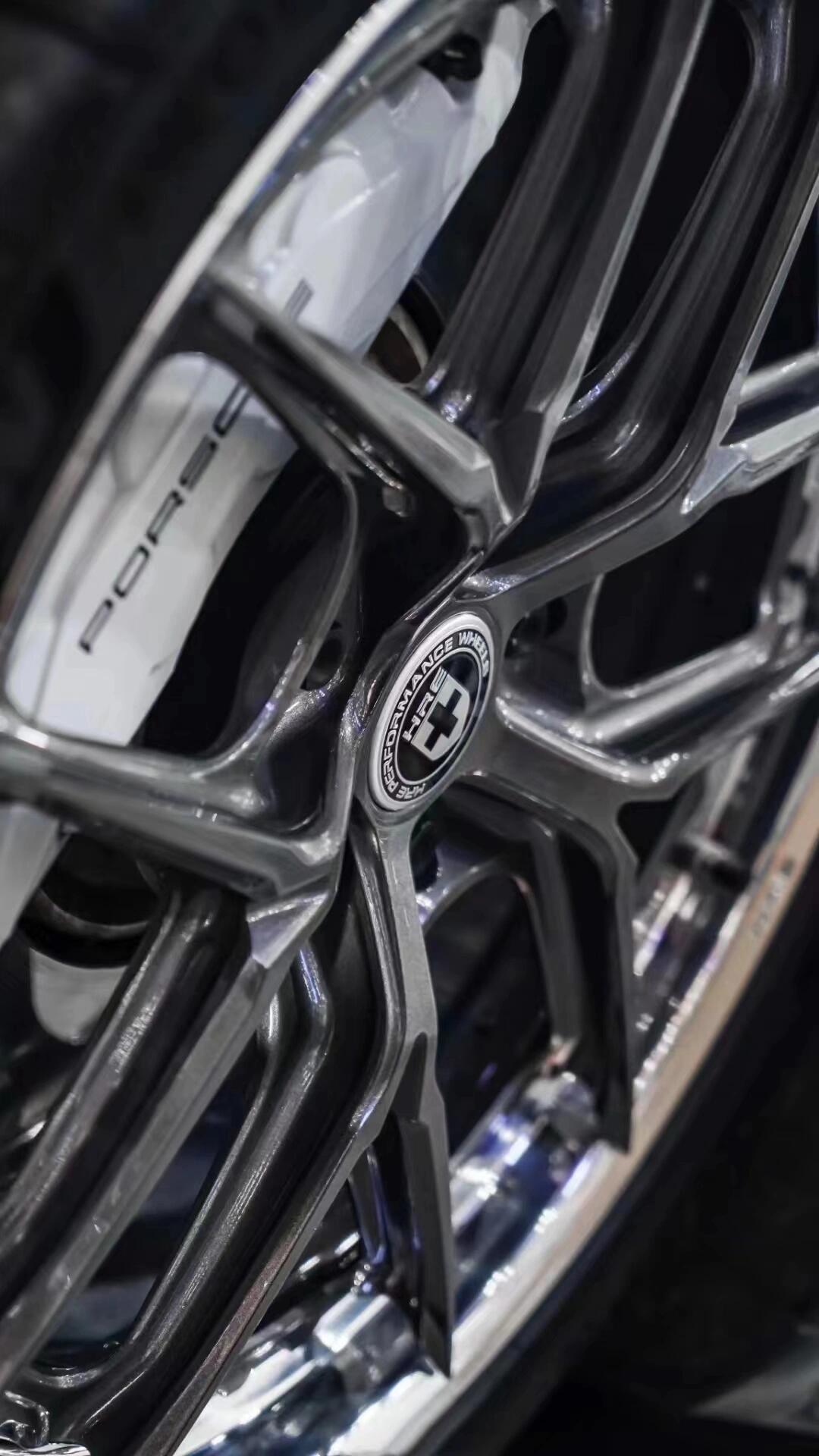 改装中的奢侈品,轮毂中的艺术品,hre!