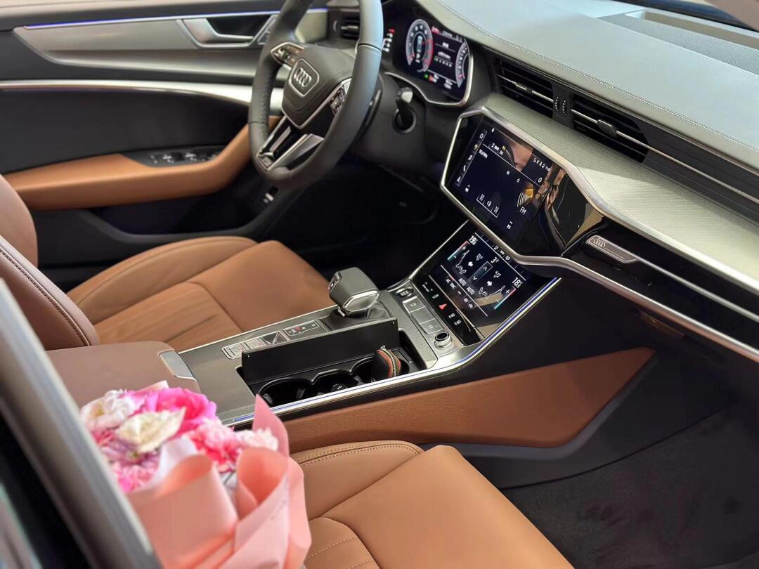 这个内饰能打么_奥迪a6l社区_易车社区