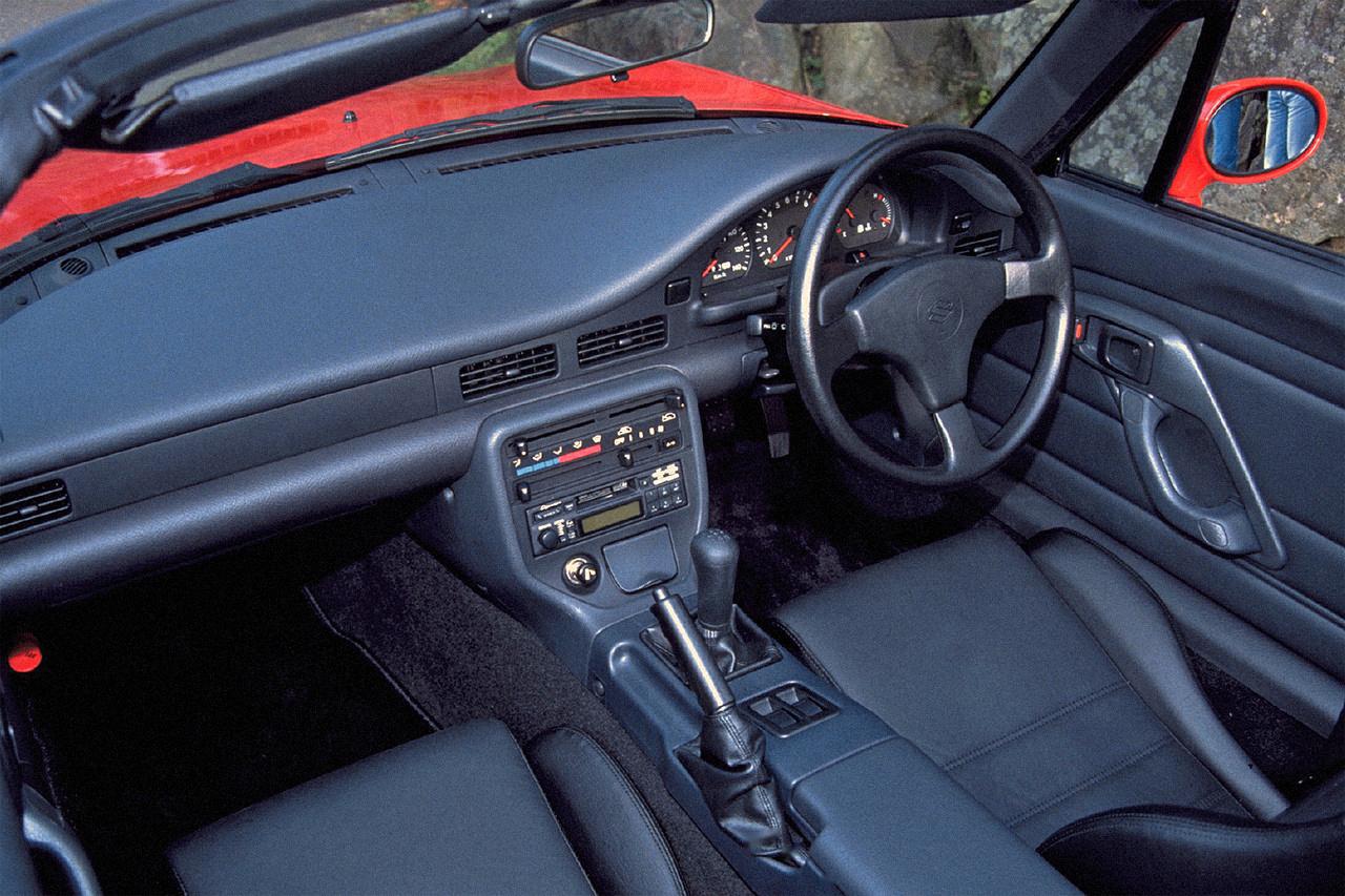 1987年的东京车展,铃木展出了cappuccino概念车,1991年底,cap_汽车