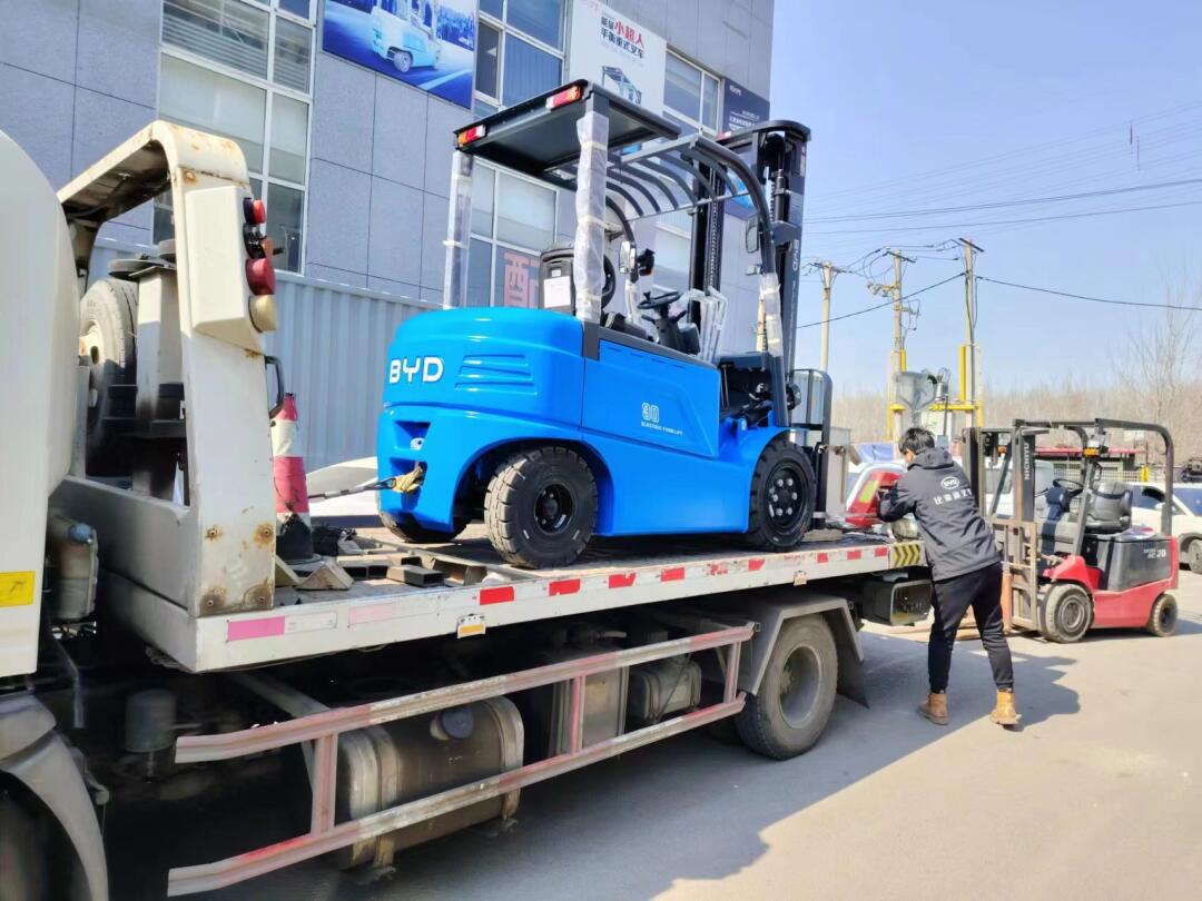 比亚迪新能源叉车 行业 引领者_奥迪a3社区_易车社区