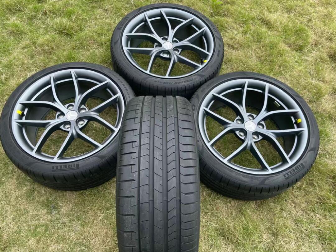 特斯拉model3p版原厂19寸轮毂