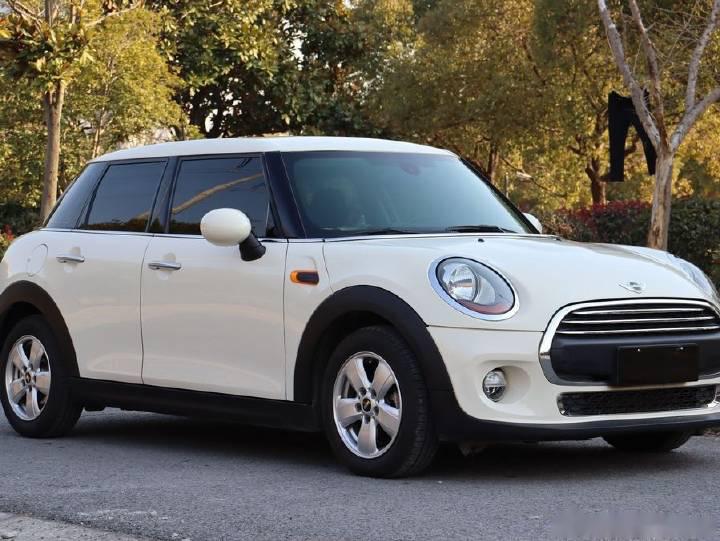 7w买一个手动档mini香不香?