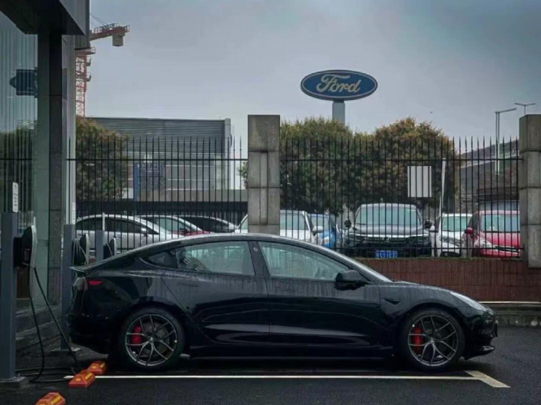 特斯拉model3 p版原厂19寸轮毂 99成新零重力轮毂轮毂漆面无任何瑕疵
