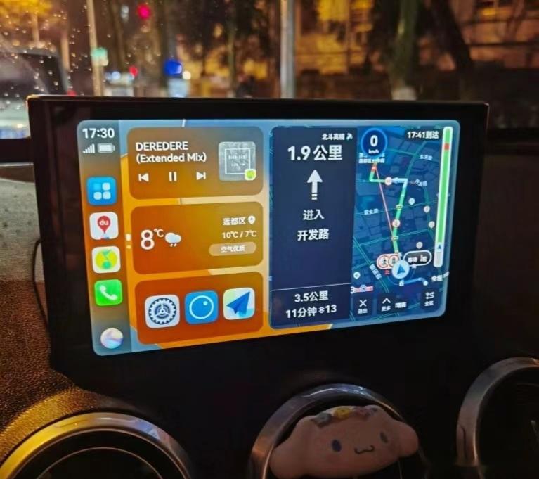 我觉得电子导航更重要,城市发展比较迅速,新增很多道路和城市建设