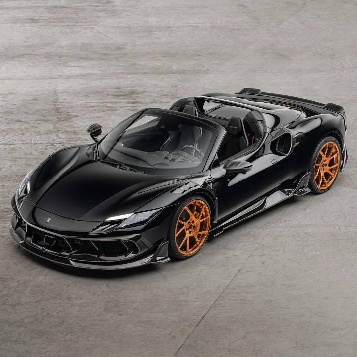 古铜金点缀的黑色法拉利296 gts,"电动v6"的性能被提升至870马力和75