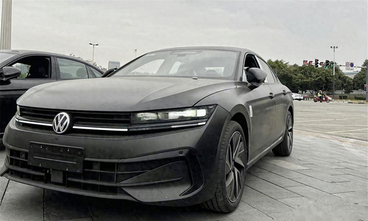 大众新一代迈腾b9实车图.