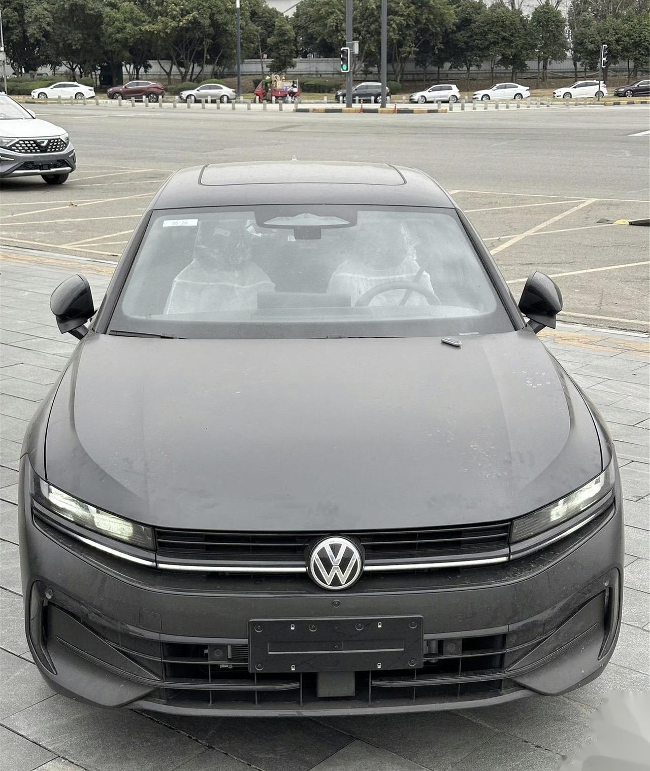 大众新一代迈腾b9实车图.