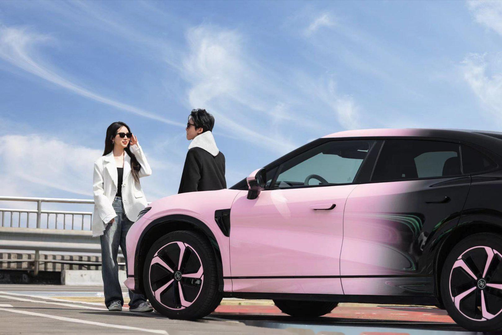 啊啊啊在杭州见到了梦中情车 这次的比亚迪宋l, b级先锋猎装suv,靓丽