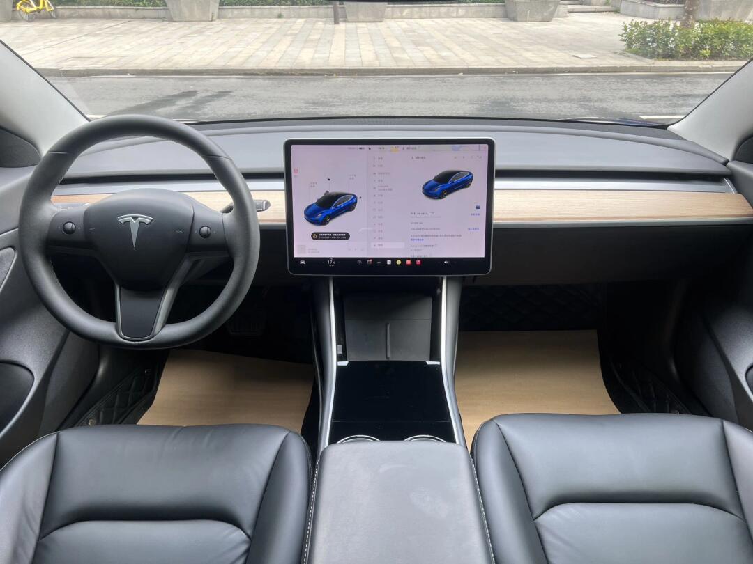 20年6月特斯拉model 3 标准续航后驱升级版,广州一手,安全行驶6万公里