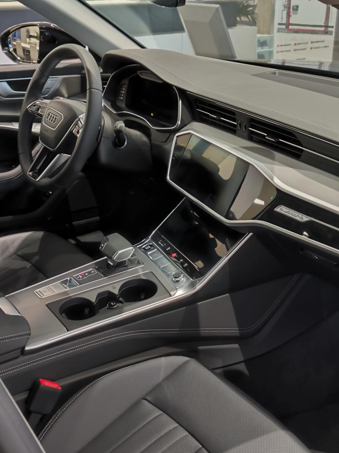 这是谁家的奥迪a6allroad啊,这么帅