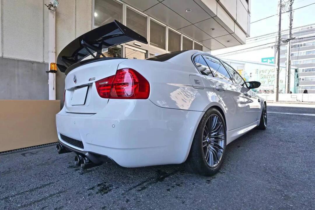 bmw e90 m3 也要有大尾翼!