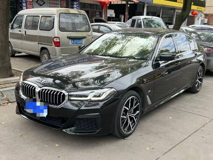 当前位置:>易车>社区>宝马5系社区>宝马530天花板2022款行政m运动套带