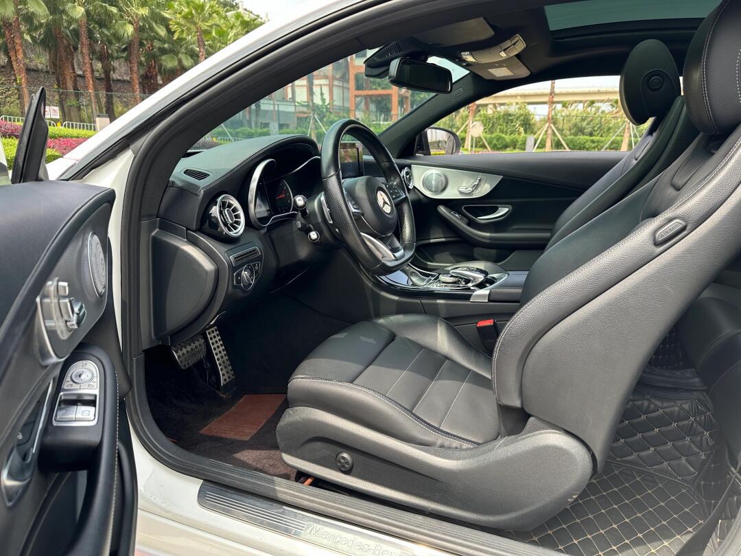 奔驰c级(进口) 2018款c200 轿跑车,2017年11月,8.