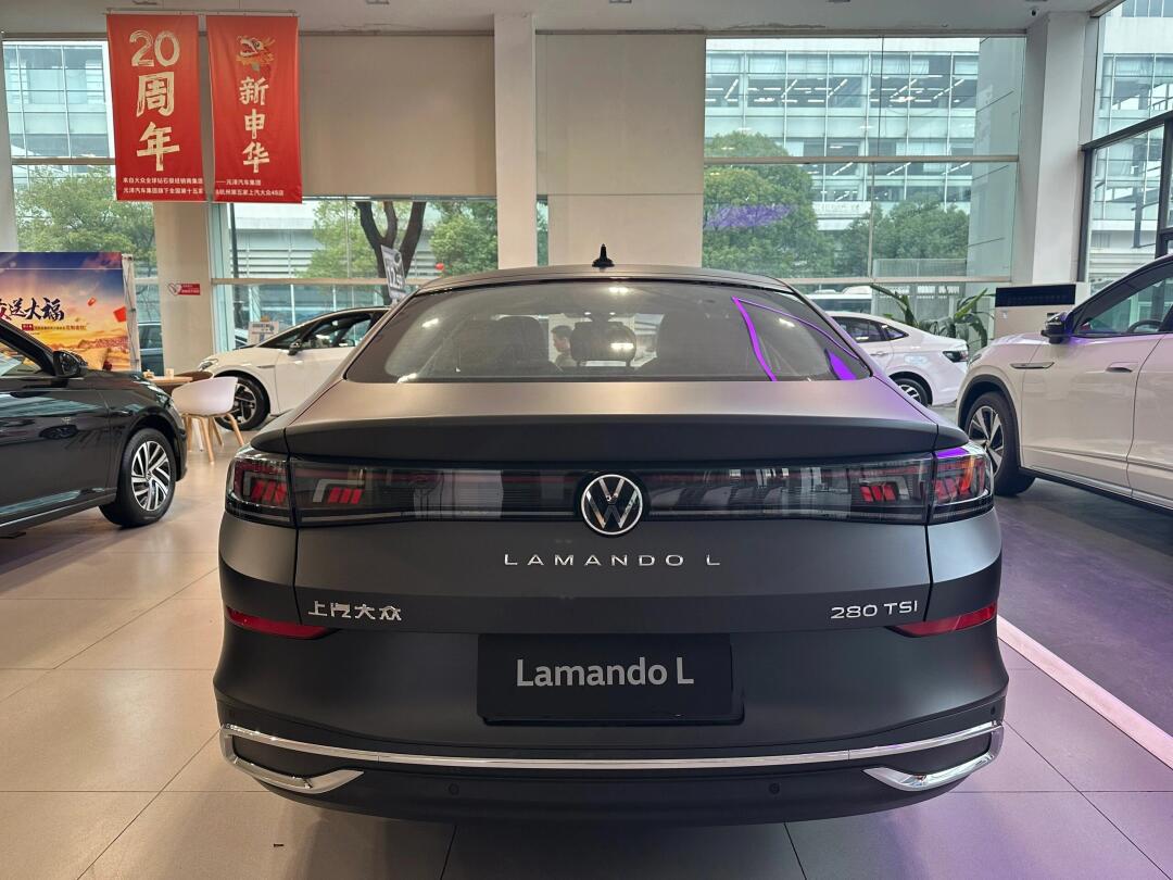 10万左右纯轿跑凌渡不香吗 15万左右四门无边框车门 纯正轿跑溜背 10