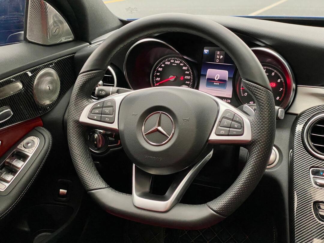 【车型品牌】18款奔驰c200 运动版