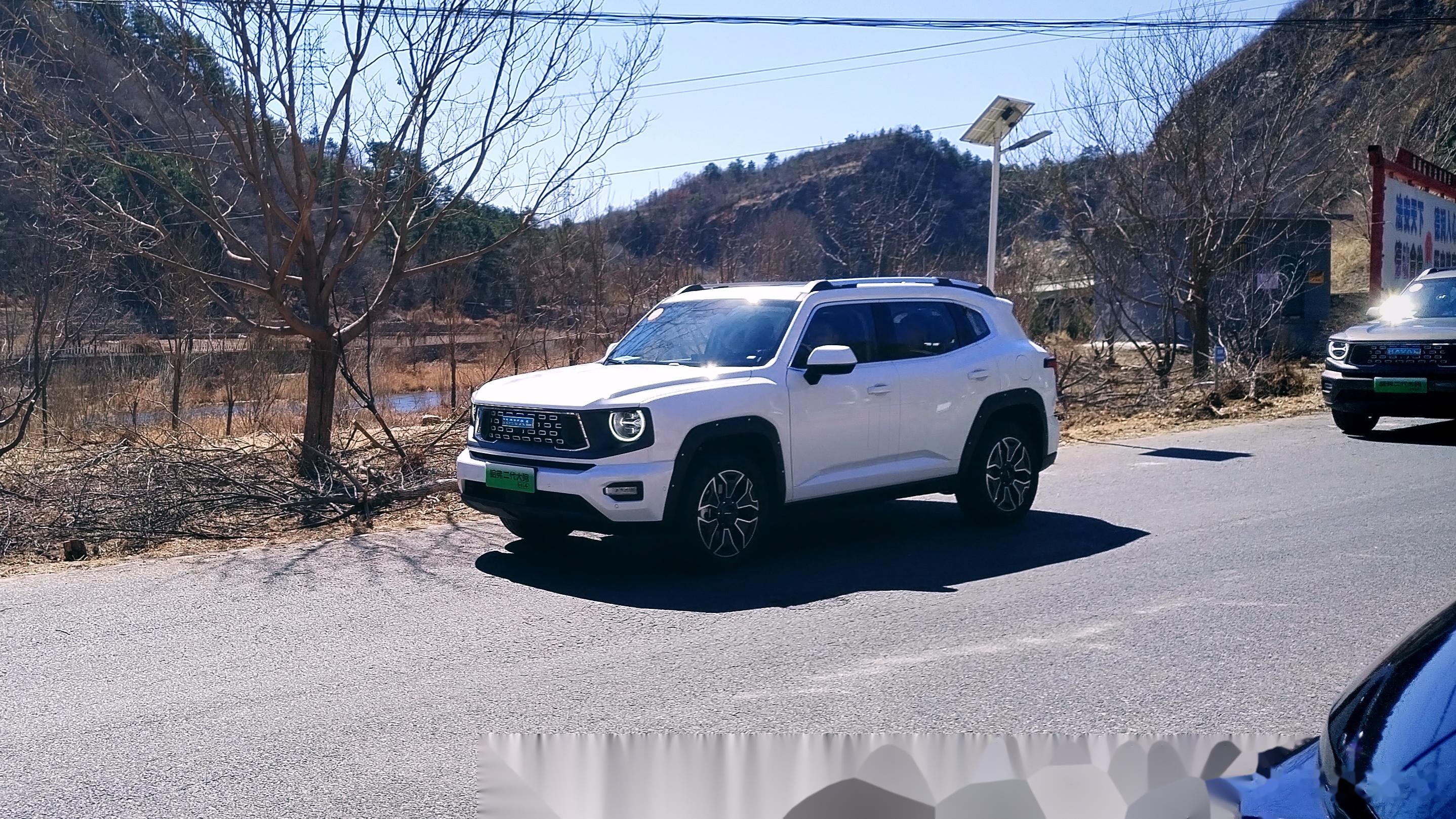 哈弗二代大狗hi4的几个颜色(还差黑色),个人最喜欢橙色.