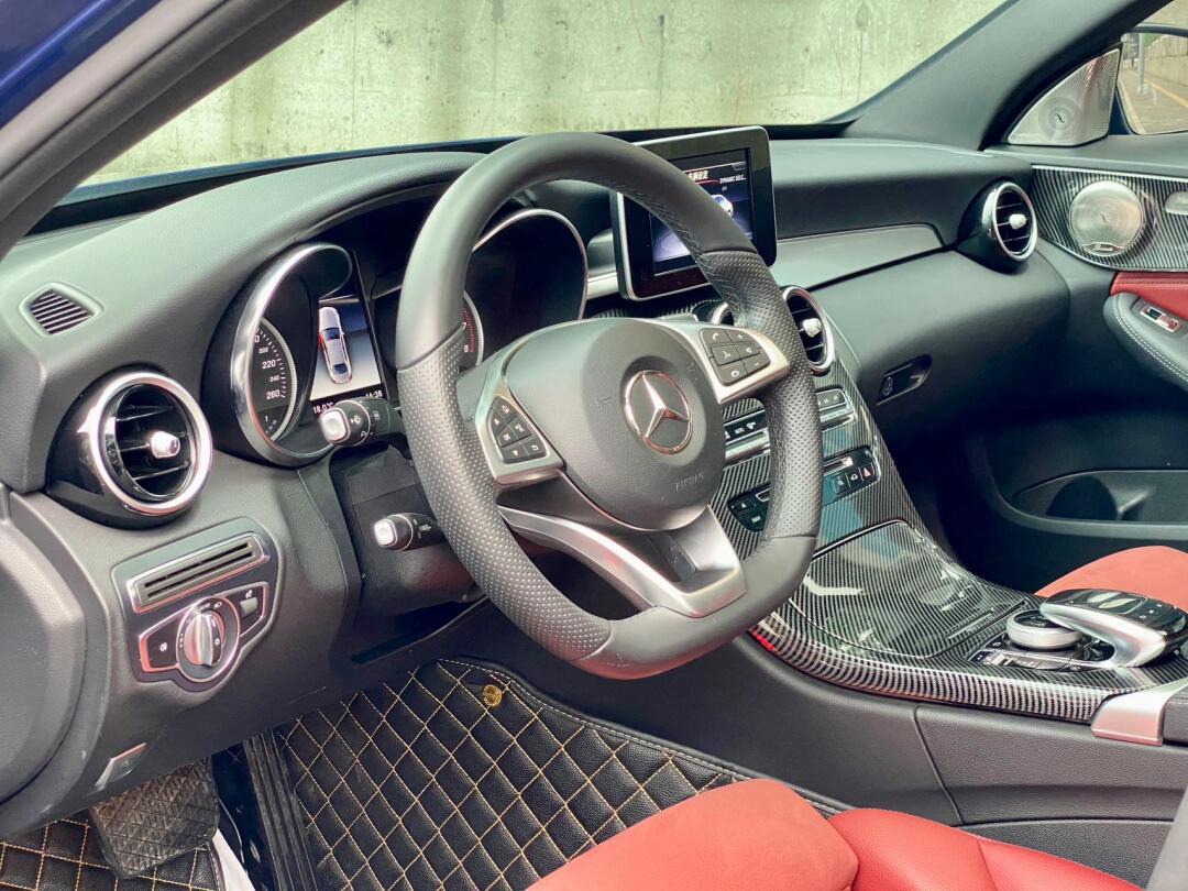 【车型品牌】18款奔驰c200 运动版