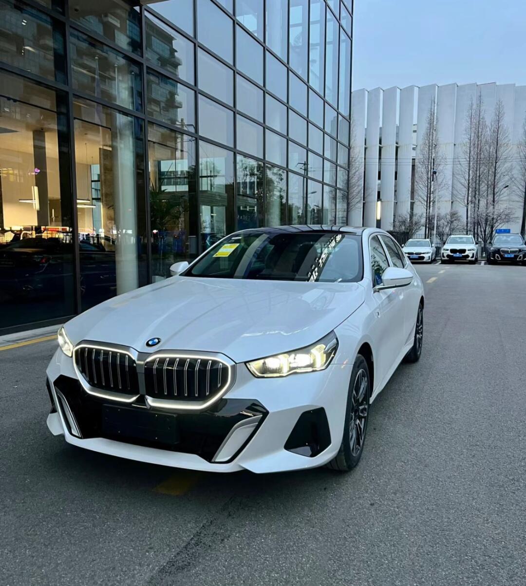 听我一句劝!2024新车一定要买宝马5系