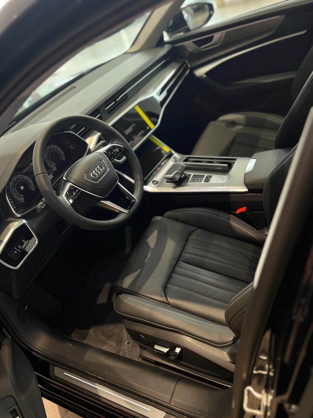 奥迪a6l新豪华c级车|低调奢华