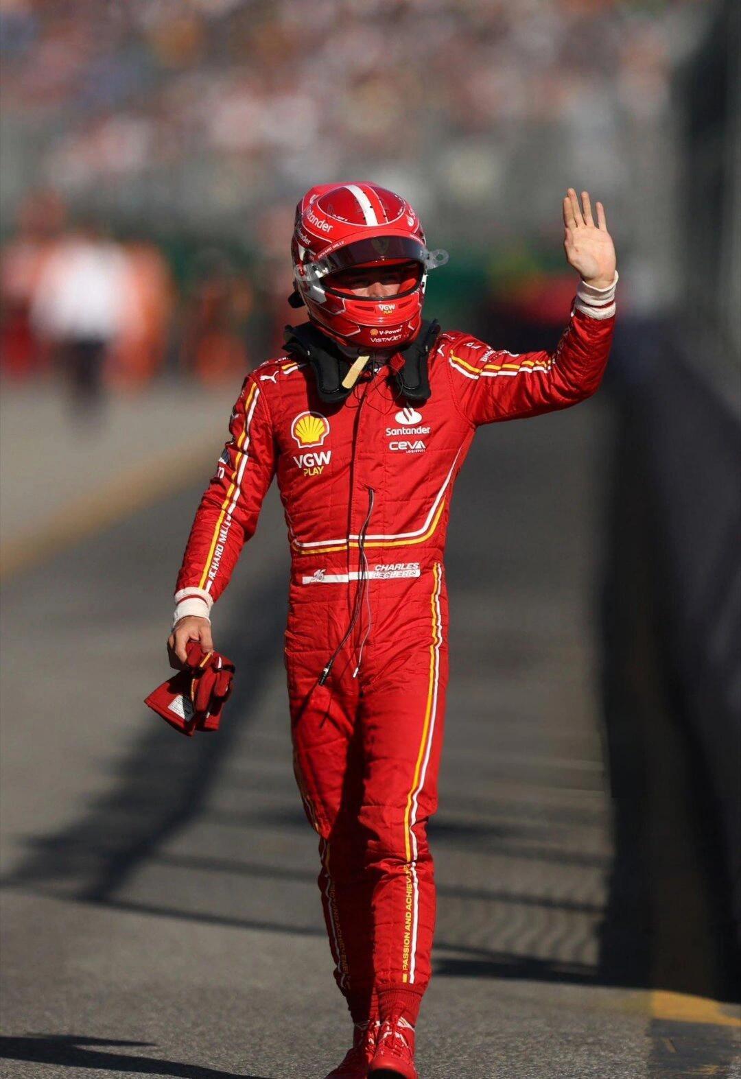 f1澳大利亚大奖赛 夏尔勒克莱尔获得亚军 乐扣加油