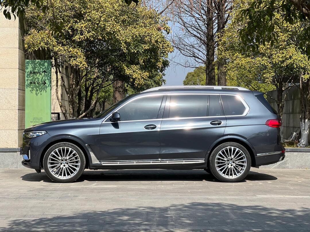 宝马x5的价格 拥有顶配x7