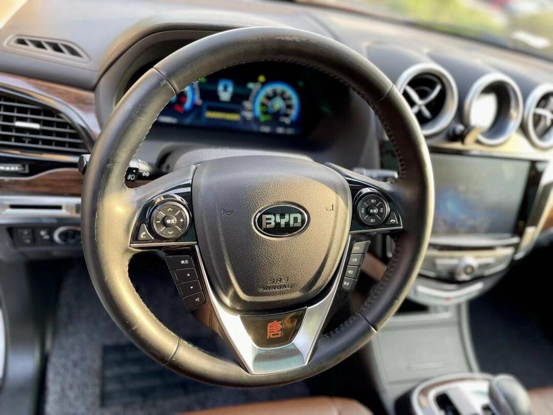 【车61款辆69型】比亚迪唐dmi油电混动 【上牌日期】2015年9月